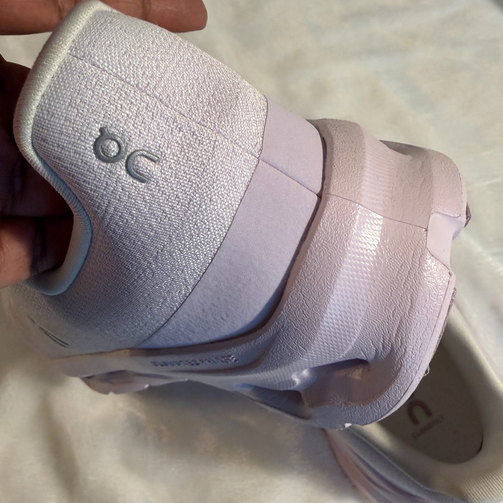 On Cloudtilt Womwn’s Running Shoe - Picture 13 of 15